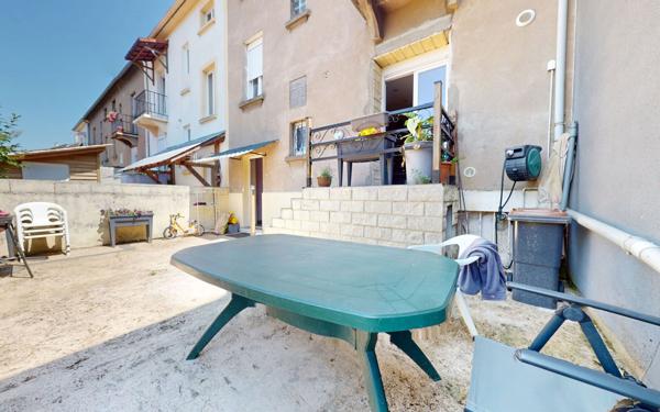 Maison à vendre    6 pièces •  Yutz