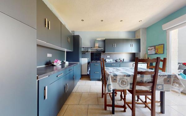 Maison à vendre    6 pièces •  Yutz