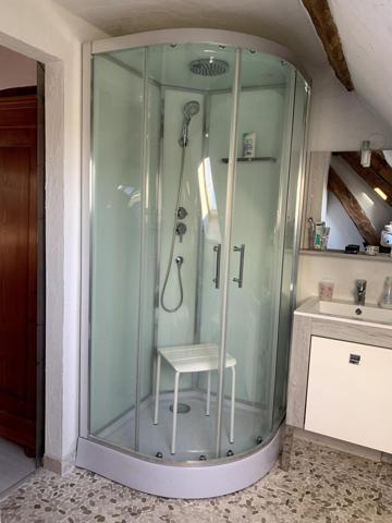 Charmante ferme Bressane avec dépendances