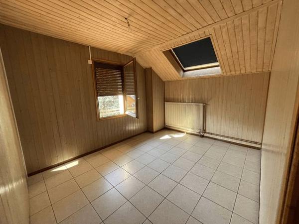 Location Appartement 4 pièces 67.7 m² - 9 RUE DE LA MAIRIE Frontenex 73460
