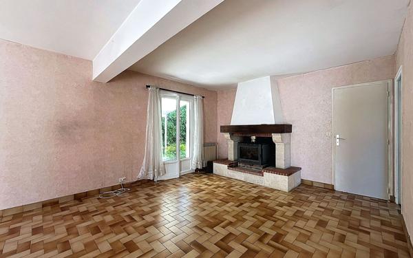 Maison à vendre    5 pièces •  Mouguerre