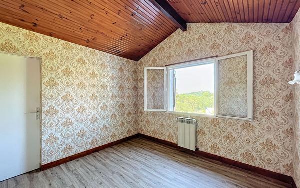 Maison à vendre    5 pièces •  Mouguerre