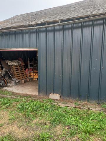 TRES GRAND POTENTIEL ET VOUS TROUVEREZ UNE PROPRIETE AU BORD DE LA DIVE POUR UN MOMENT DE DEPENTANTE OU DE PECHE