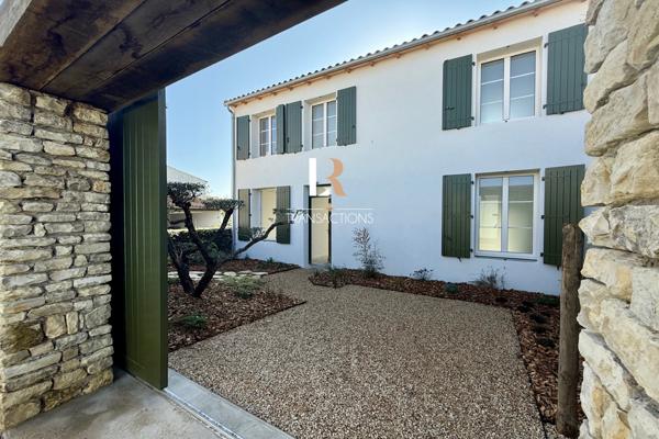 Sainte-Marie-de-Ré (17740) Sainte-Marie - Maison de bourg à proximité de la plage