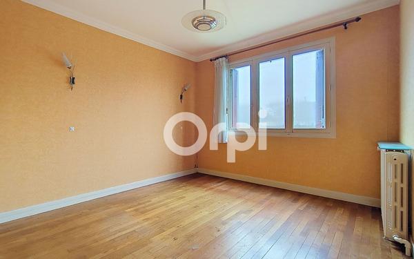 Maison à vendre    3 pièces •  Crépy-en-Valois