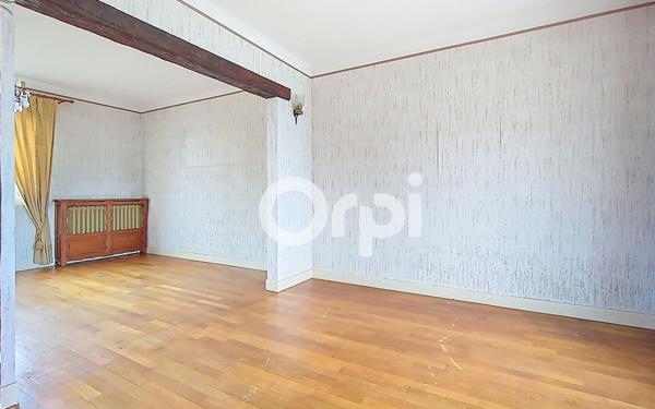 Maison à vendre    3 pièces •  Crépy-en-Valois