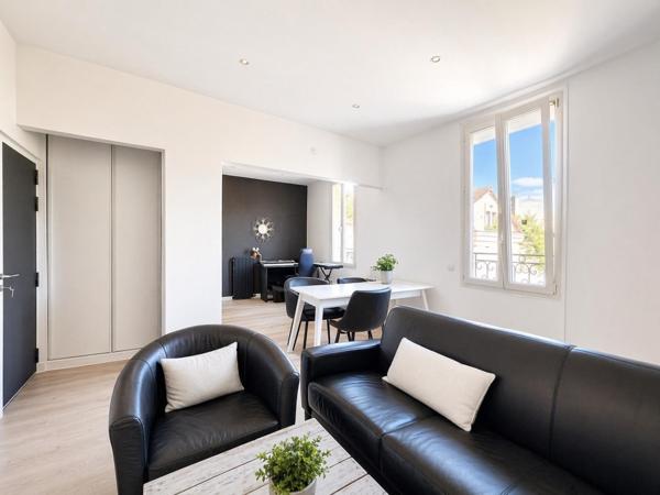 Triplex lumineux 2 pièces proche Rigollots et parc des Beaumont