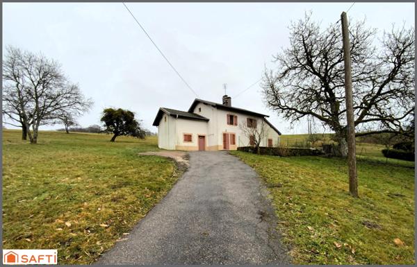ANCIENNE FERME EN BON ETAT  , BELLE EXPOSITION , GRAND TERRAIN DE 2,3 HECTARES