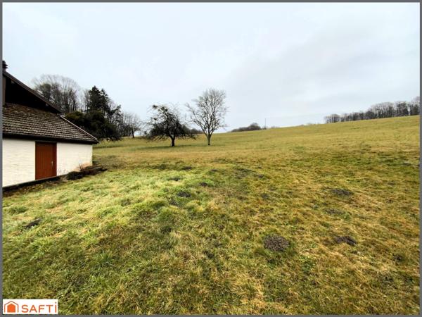 ANCIENNE FERME EN BON ETAT  , BELLE EXPOSITION , GRAND TERRAIN DE 2,3 HECTARES