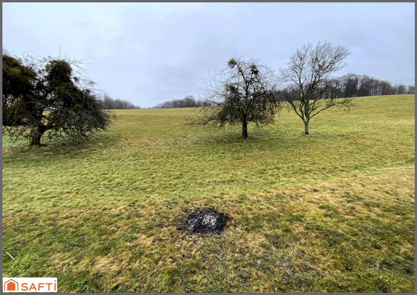 ANCIENNE FERME EN BON ETAT  , BELLE EXPOSITION , GRAND TERRAIN DE 2,3 HECTARES