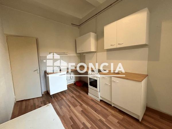 Location Appartement 2 pièces 63.78 m² - 14 AVENUE COLBERT Toulon 83000