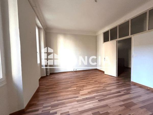 Location Appartement 2 pièces 63.78 m² - 14 AVENUE COLBERT Toulon 83000