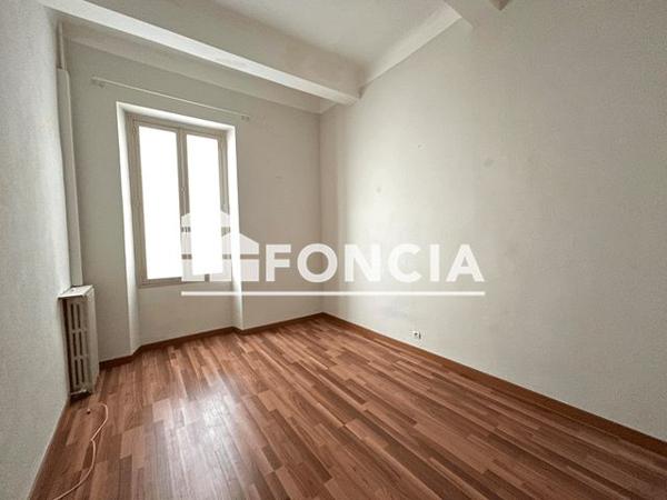 Location Appartement 2 pièces 63.78 m² - 14 AVENUE COLBERT Toulon 83000