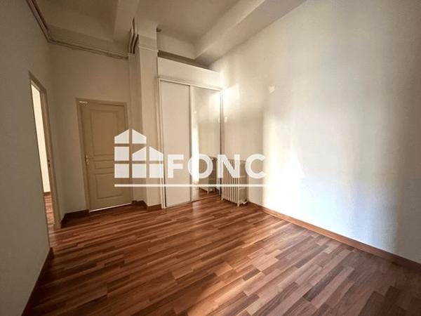 Location Appartement 2 pièces 63.78 m² - 14 AVENUE COLBERT Toulon 83000