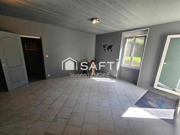 Maison dans le bourg