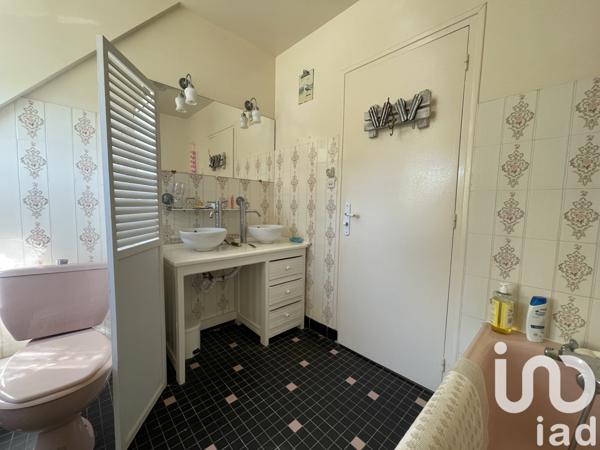 House for sale 6 rooms 104 m² Belz