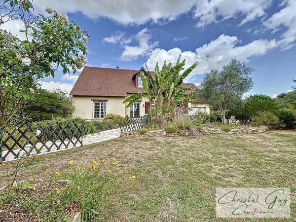 Maison traditionnelle 144 m² à vendre à Écommoy (72) – 1 hectare de terrain, vie de plain-pied, dépendances, proche gare et commerces