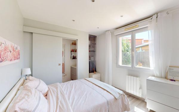 Maison à vendre    4 pièces •  Launaguet