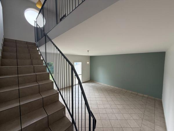 Spacieuse villa de 4 chambres avec jardin et garage