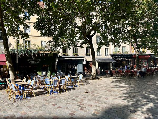 Paris - Rue Mouffetard  - Studio de 18,90 m2 - Dernier étage