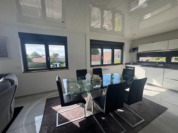 MAISON  230 M² HAB 230 TERRAIN  1216  M² PROCHE LURE