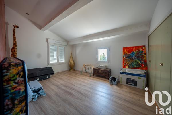 Maison à vendre 5 pièces 136 m² Chassiers