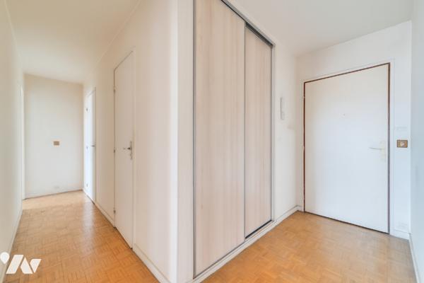 Vincennes : Appartement 2 pièces 55.63 m2 avec balcon