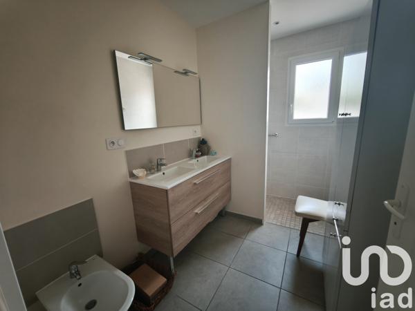 House for sale 3 rooms 86 m² Aiffres