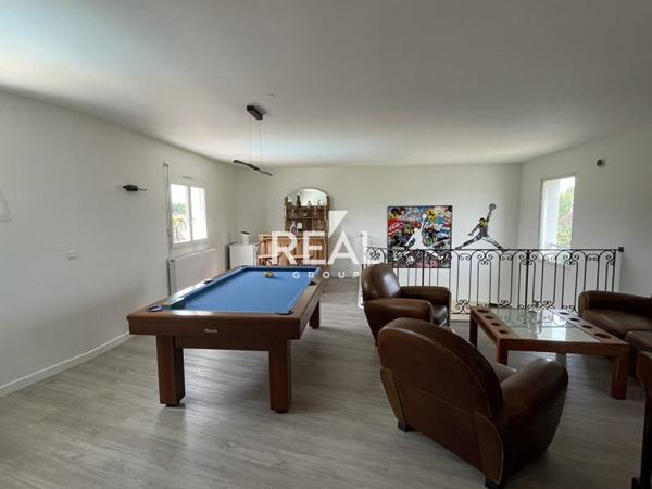 Maison 6 pièces de 200 m² à louer à Saint Medard En Jalles – Gajac