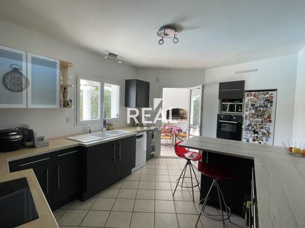 Maison 6 pièces de 200 m² à louer à Saint Medard En Jalles – Gajac