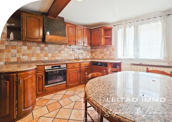 Graulhet (81300) maison de ville avec garage et jardin