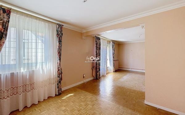 Appartement à vendre    4 pièces • 94 m2 Montluçon