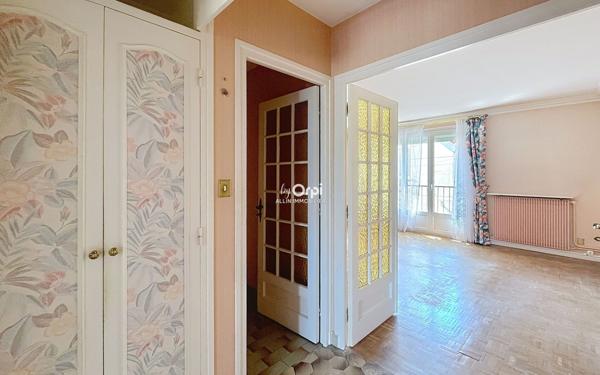 Appartement à vendre    4 pièces • 94 m2 Montluçon