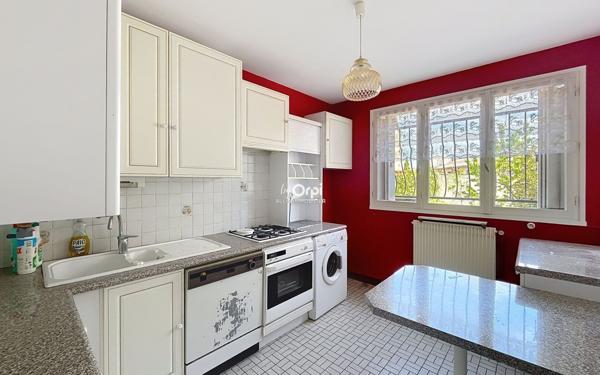 Appartement à vendre    4 pièces • 94 m2 Montluçon