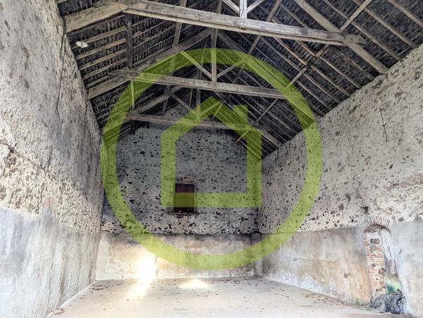 Maison et dépendances à MAULÉON (79700)