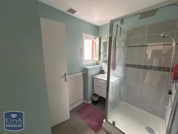 Appartement à louer 2 pièces 51.23m² Arras (62000)