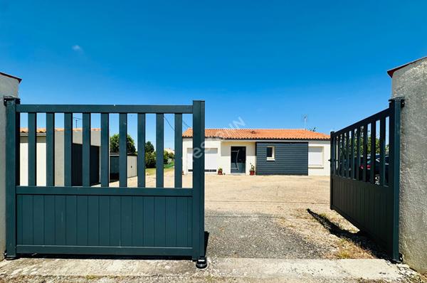 Maison Saint Just Luzac 4 pièce(s) 103 m2