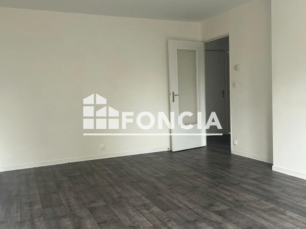Location Appartement 3 pièces 66.61 m² - 29 AU 37 RUE VARIN DE BRUNELIE Rennes 35000