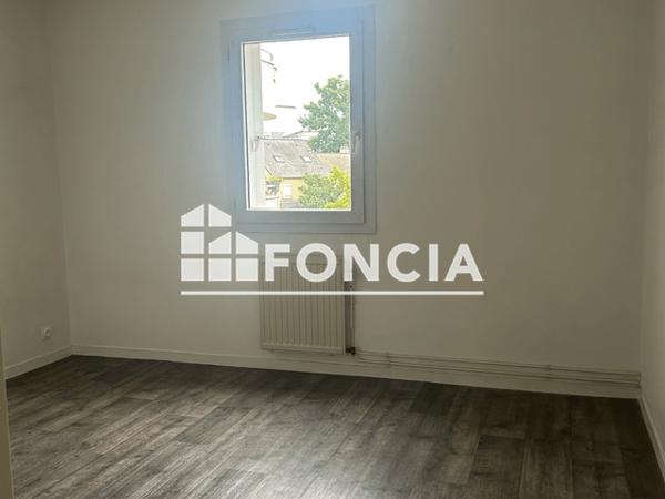 Location Appartement 3 pièces 66.61 m² - 29 AU 37 RUE VARIN DE BRUNELIE Rennes 35000