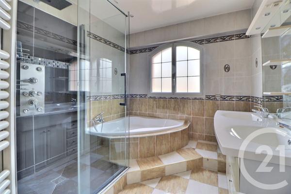 Maison à vendre  5 pièces - 208,05 m2 AULNAY SOUS BOIS - 93