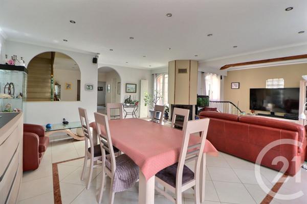 Maison à vendre  5 pièces - 208,05 m2 AULNAY SOUS BOIS - 93