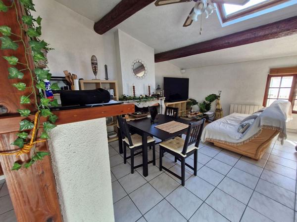 11100 NARBONNE TYPE 2 DUPLEX SECTEUR HALLES
