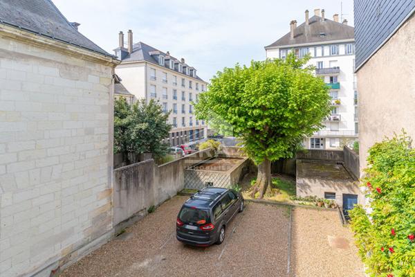 T2 duplex avec jardin et parking - Tours Centre / Halles