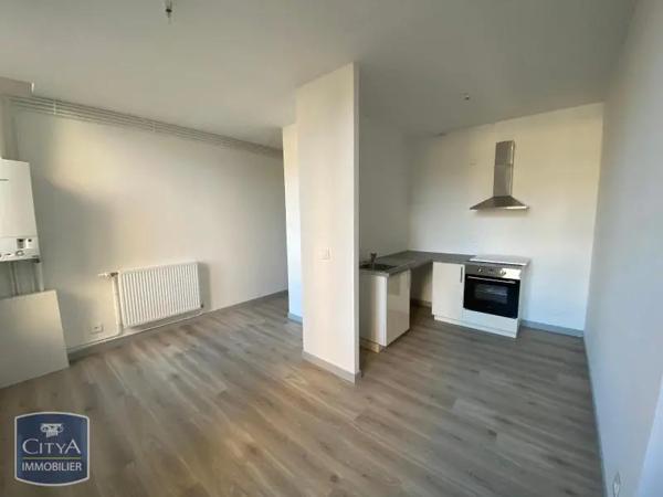 Appartement à louer 3 pièces 112.45m² Charleville-Mézières (08000)