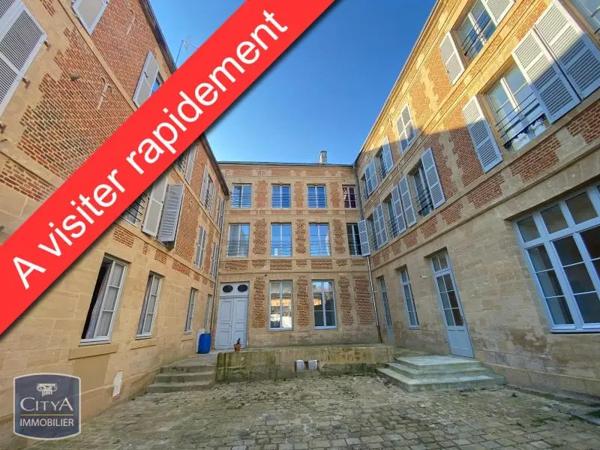 Appartement à louer 3 pièces 112.45m² Charleville-Mézières (08000)
