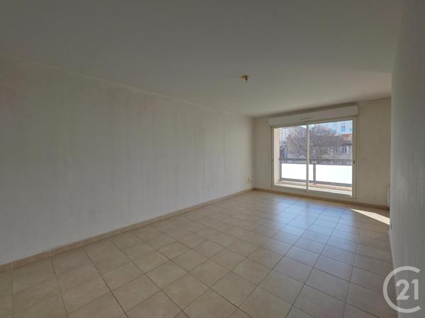 Appartement F3 à vendre  3 pièces - 66,64 m2 MARSEILLE - 13004