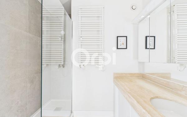 Appartement à vendre    2 pièces • 49,22 m2 Mandelieu-la-Napoule