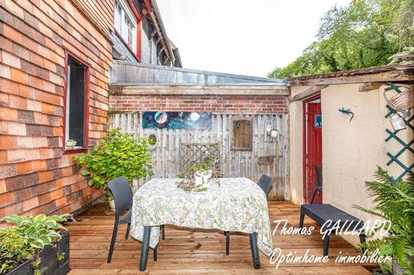 Maison bourgeoise 151 m2 - 6 chambres - Terrain de 1440 m2