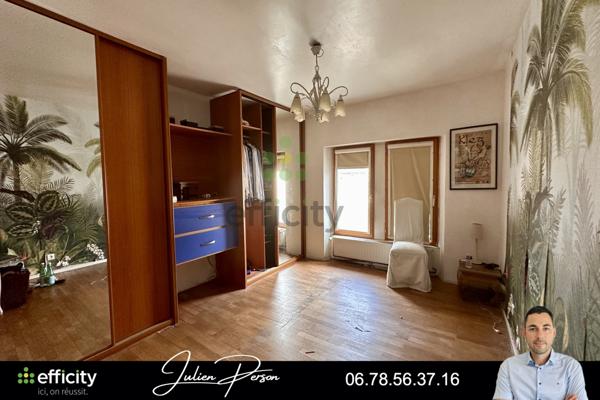 Maison 5 pièces - 205 m²