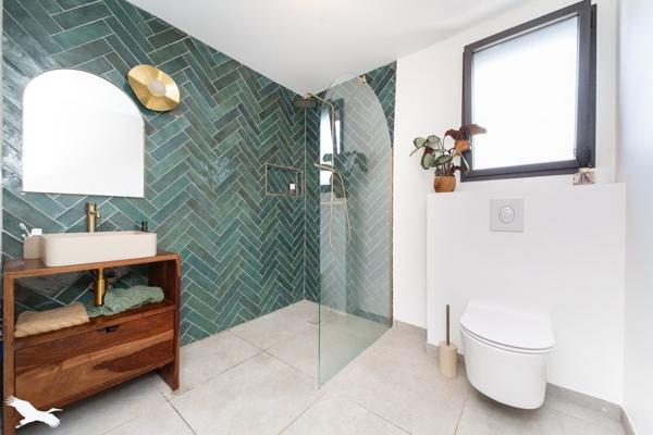 Maison à vendre |  Carbon-Blanc |  5 pièces | 120 m²